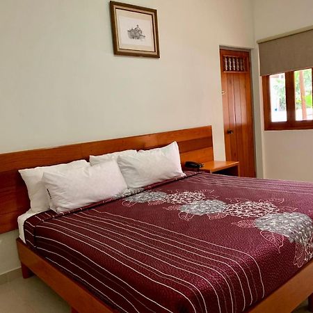 Hotel Posada Del Sol Apatzingán de la Constitución エクステリア 写真